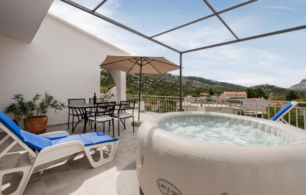 Holiday Home Horizonte With Jacuzzi Gornja Brela 外观 照片