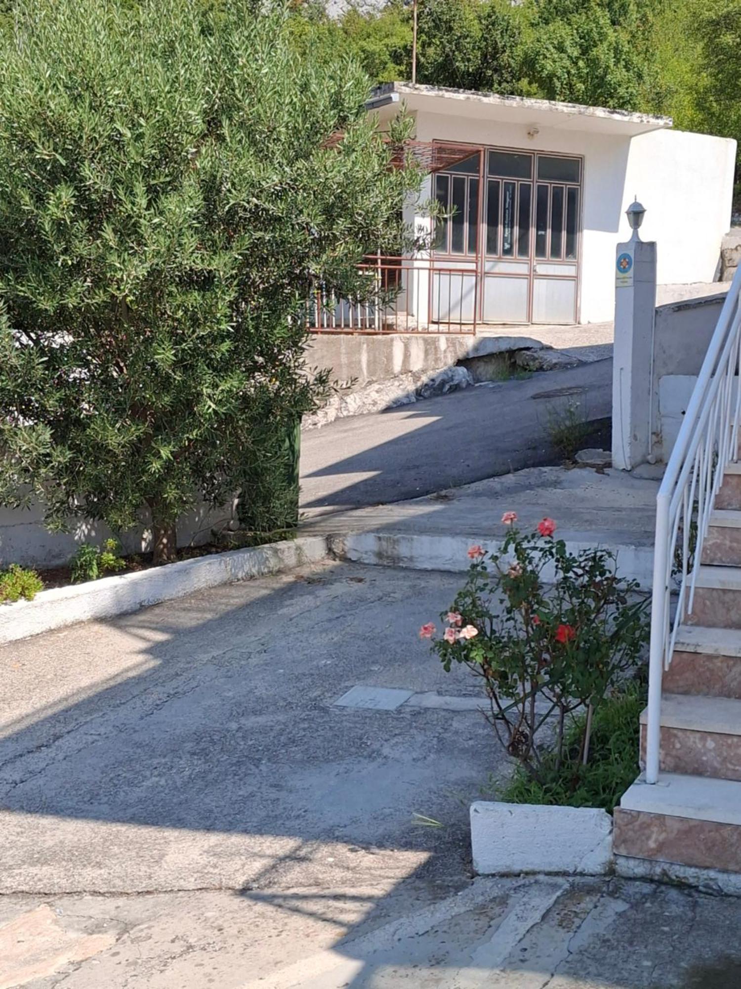 Holiday Home Horizonte With Jacuzzi Gornja Brela 外观 照片