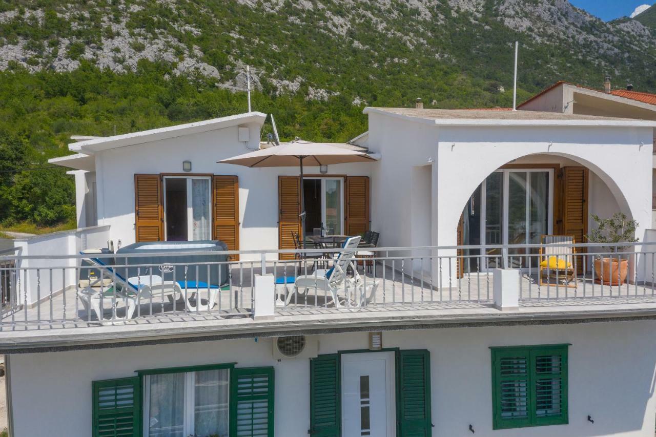 Holiday Home Horizonte With Jacuzzi Gornja Brela 外观 照片